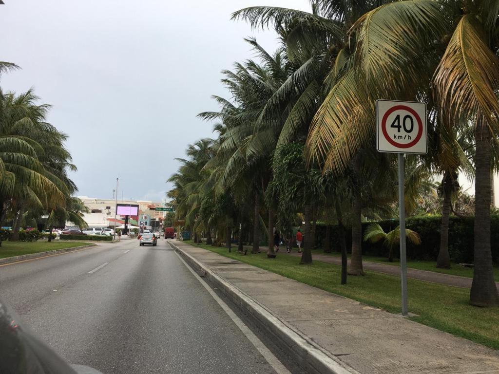 Cancun, Ocean Dream, Beautiful Aparment, Heart Of The Hotel Zone Extérieur photo