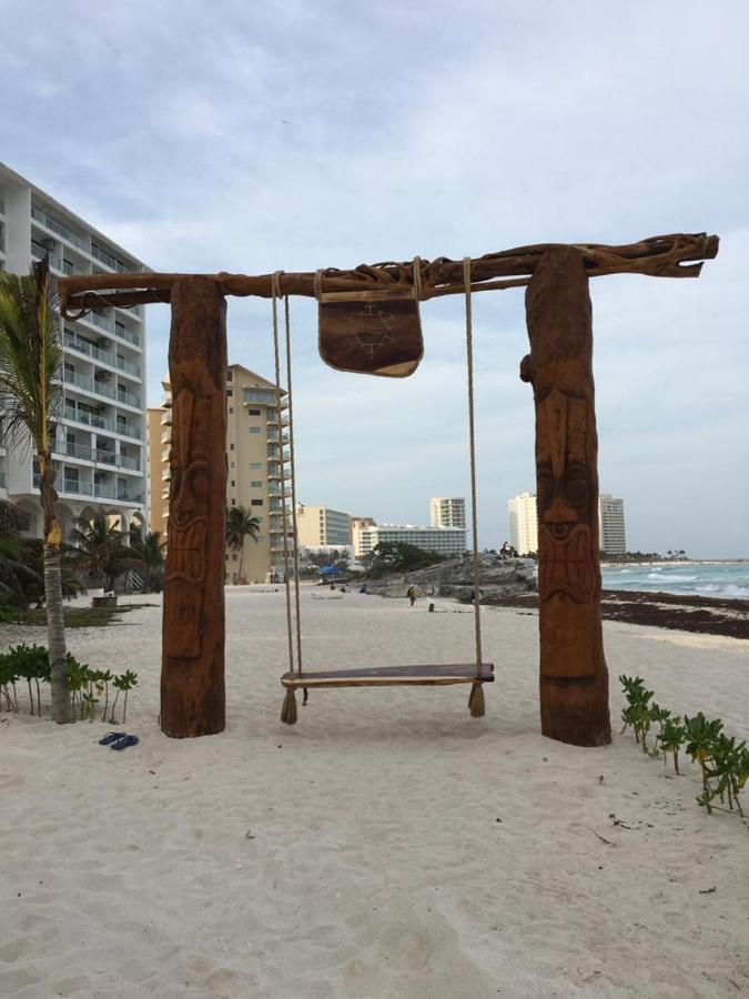 Cancun, Ocean Dream, Beautiful Aparment, Heart Of The Hotel Zone Extérieur photo